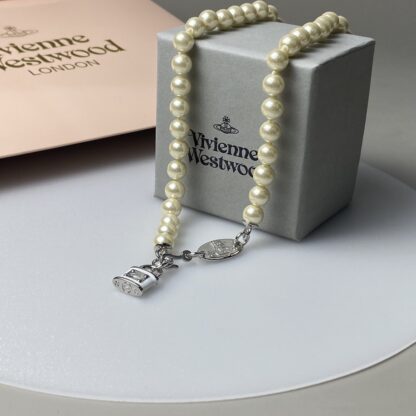 Vivienne Westwood lock pearl necklace - Image 5