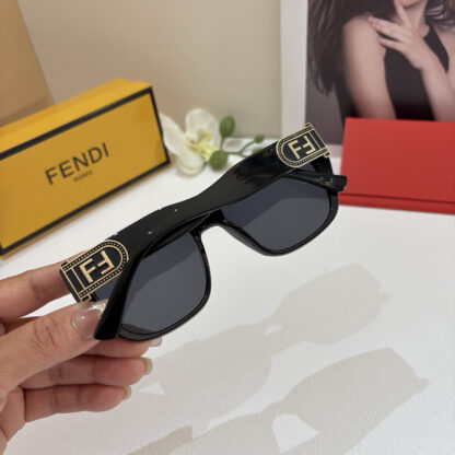 FENDI fashion trend sunglasses - Image 7