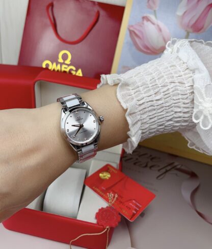 Omega Fashion Quartz Women's Watch - Image 6