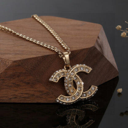 Chanel exquisite fashion double c necklace - Image 6
