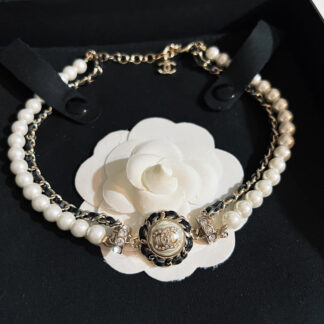 Chanel leather pearl necklace