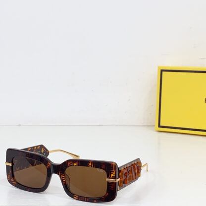 FENDI fashion trend sunglasses - Image 7