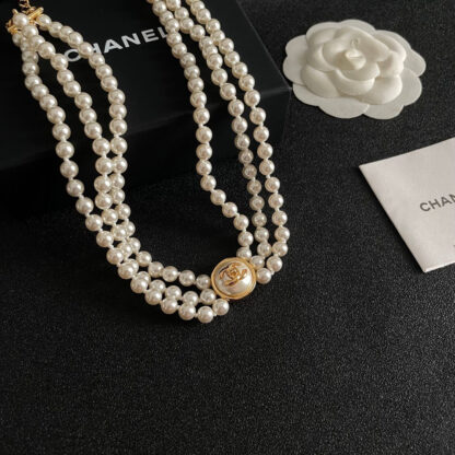 Chanel three-layer pearl exquisite necklace - Image 3