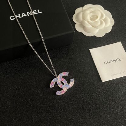 Chanel Fashionable and Versatile Double C Necklace - Image 4