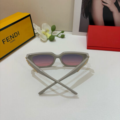 FENDI fashion trend sunglasses - Image 7