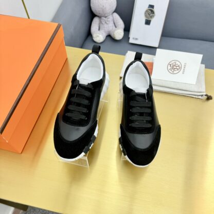 Hermès Spring and Summer Couple's Black and White Color Matching Sports Casual Shoes - Image 6