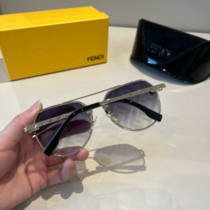 FENDI fashion trend sunglasses - Image 7