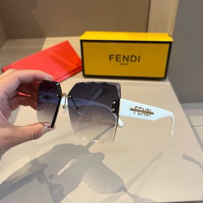 FENDI fashion trend sunglasses - Image 7