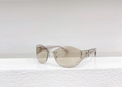 FENDI fashion trend sunglasses - Image 7