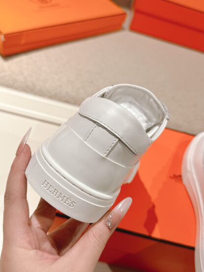 Hermes couple pure white fashion retro casual skateboard shoes - Image 7