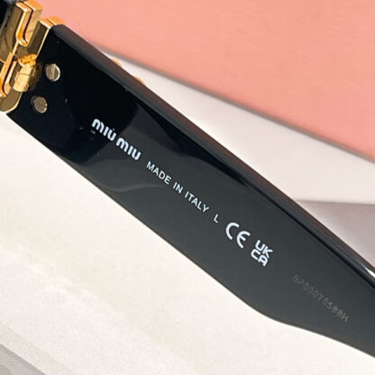 Miu Miu trendy fashion sunglasses - Image 8
