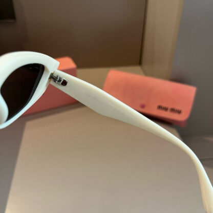 Miu Miu trendy fashion sunglasses - Image 8