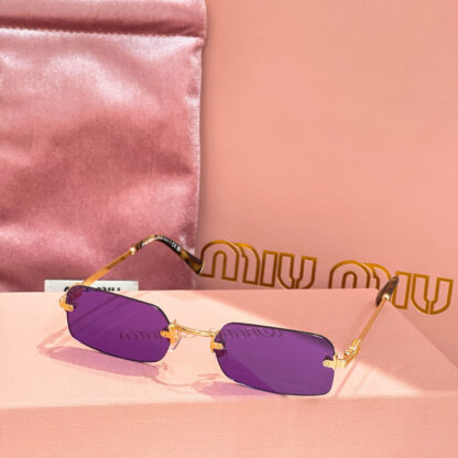 Miu Miu trendy fashion sunglasses - Image 8