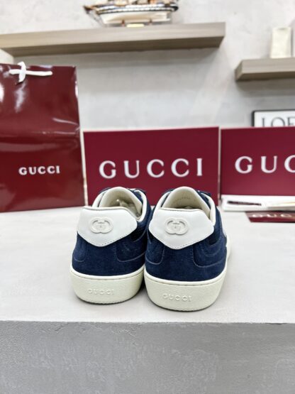 Gucci classic design German training elements catwalk model - Image 8