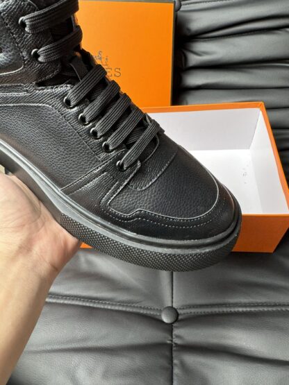 Hermes pure black high-end elegant casual shoes - Image 7