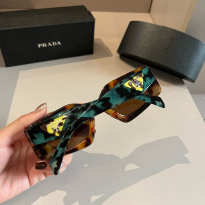 Prada fashion trend sunglasses - Image 8