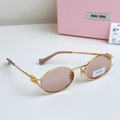 Miu Miu trendy fashion sunglasses - Image 8