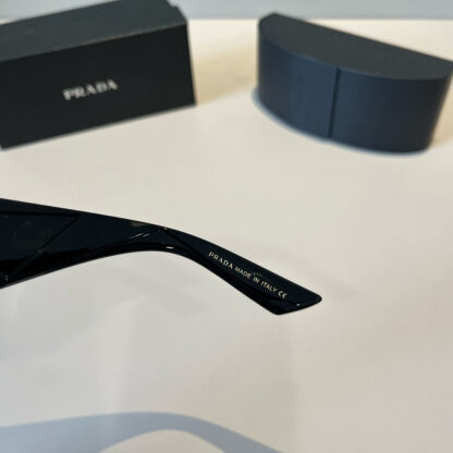 Prada fashion trend sunglasses - Image 7