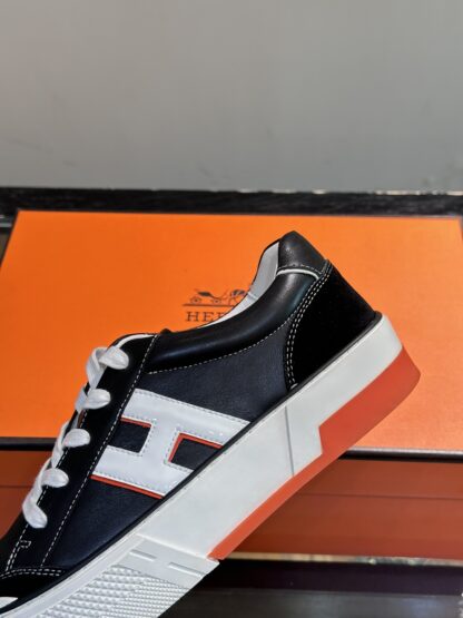 Hermes men's low-top comfortable black and white casual sports shoes - Image 7