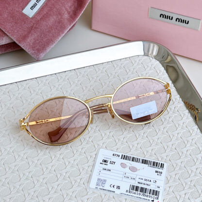 Miu Miu trendy fashion sunglasses - Image 7