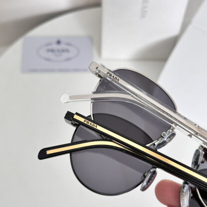 Prada fashion trend sunglasses - Image 7