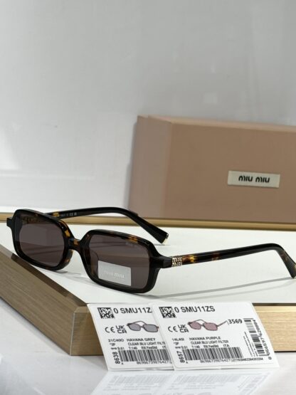 Miu Miu trendy fashion sunglasses - Image 8