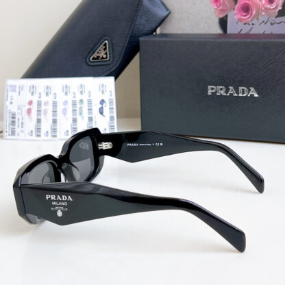 Prada fashion trend sunglasses - Image 7