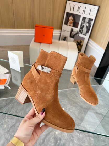 Hermès Classic Dark Brown Silver Buckle Knight Boots - Image 3