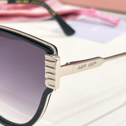 Miu Miu trendy fashion sunglasses - Image 8