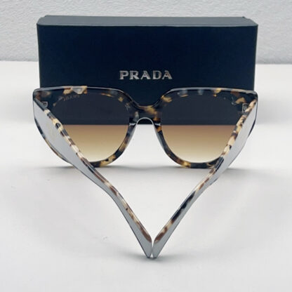 Prada fashion trend sunglasses - Image 7
