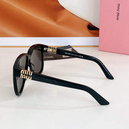 Miu Miu trendy fashion sunglasses - Image 8