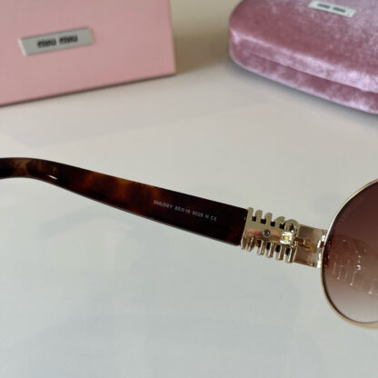 Miu Miu trendy fashion sunglasses - Image 8