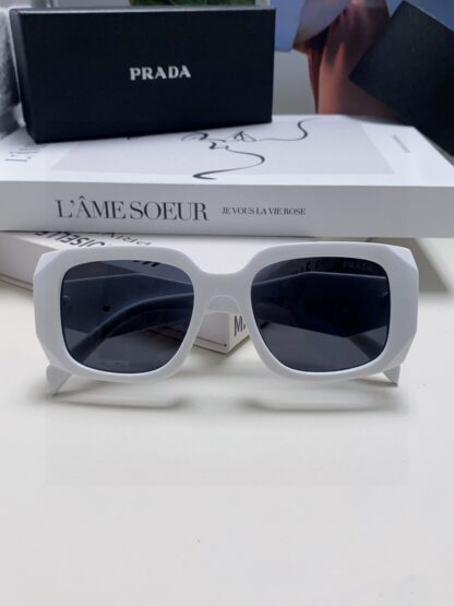 Prada fashion trend sunglasses - Image 7