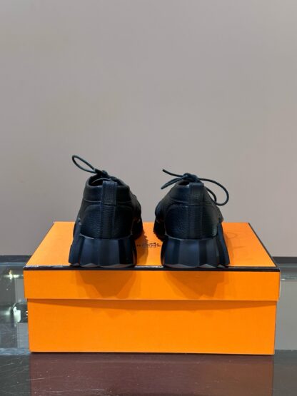 Hermès men's lace-up black versatile simple casual sports shoes - Image 7