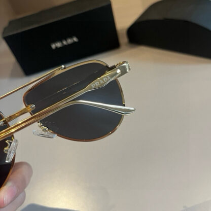 Prada fashion trend sunglasses - Image 7