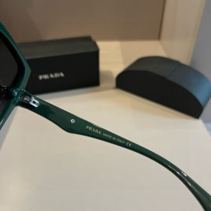 Prada fashion trend sunglasses - Image 7