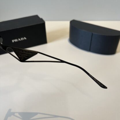 Prada fashion trend sunglasses - Image 7