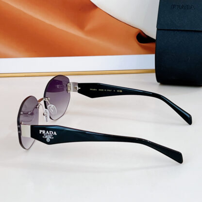 Prada fashion trend sunglasses - Image 6