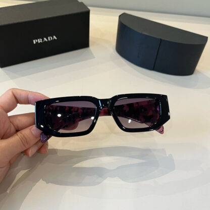 Prada fashion trend sunglasses - Image 7
