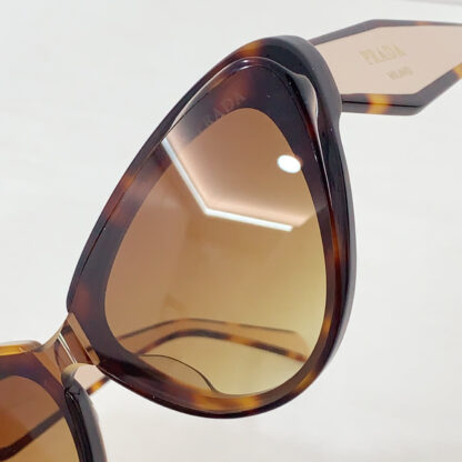 Prada fashion trend sunglasses - Image 7