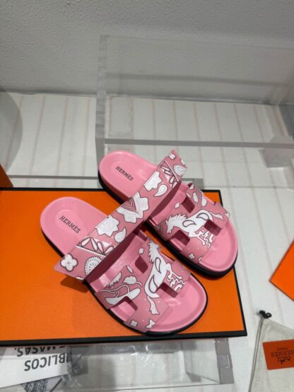 Hermès couple pink and white woven sandals - Image 4