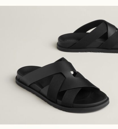 Hermès black woven couple sandals - Image 2