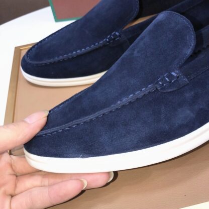 Hermès couple's dark blue high-end classic loafers - Image 7