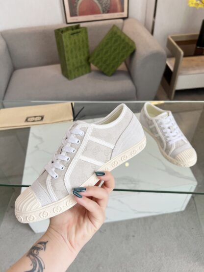 Gucci low-top casual sneakers - Image 8