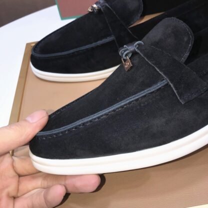 Hermès black couple's high-end classic loafers - Image 7