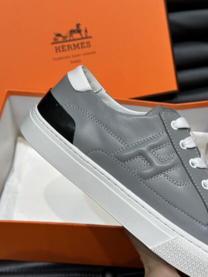 Hermès Men's Light Grey Comfort Low-Top Casual Sneakers - Image 7