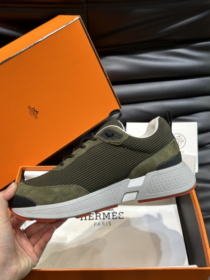 Hermes high-end men's dark green round toe fashion casual sports shoes - Image 7