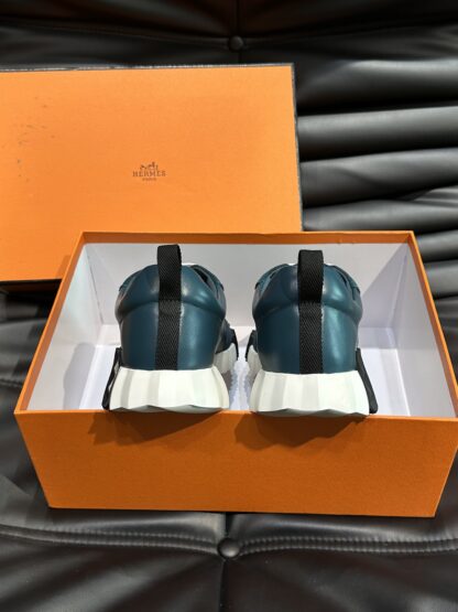 Hermès light blue all-match casual sneakers - Image 7