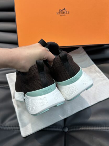 Hermes high-end men's fashion dark brown casual breathable simple sports shoes - Image 7