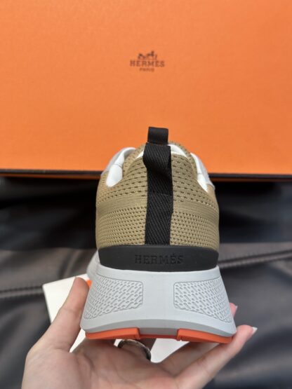 Hermes high-end men's fashion light yellow casual breathable simple sports shoes - Image 7